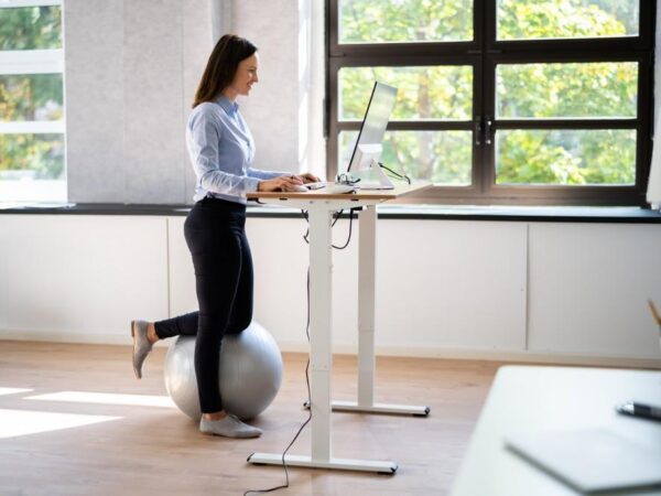 Strategies for Managing Lipedema While Working a Desk Job